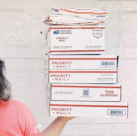 5 Item Mystery Bundle Box! 🤘🔥👽 Limited Time - Picture 2 of 2